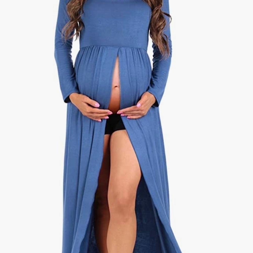 Off shoulder maternity gown for photo shoots
